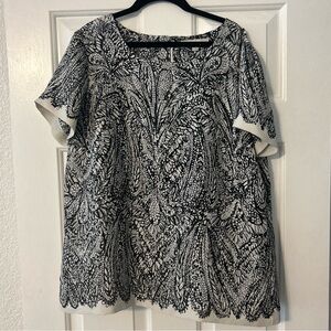 4/$20- LOFT women’s short sleeved blouse in size L
